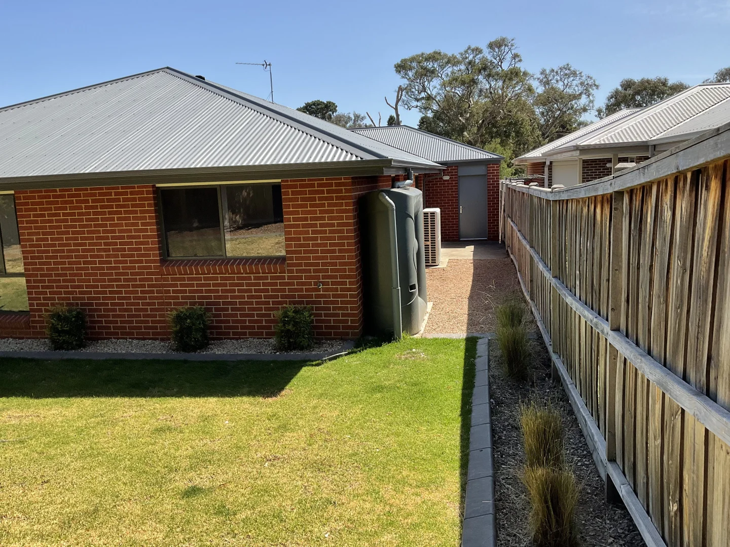 Additional image 16 of Sale VIC 3850