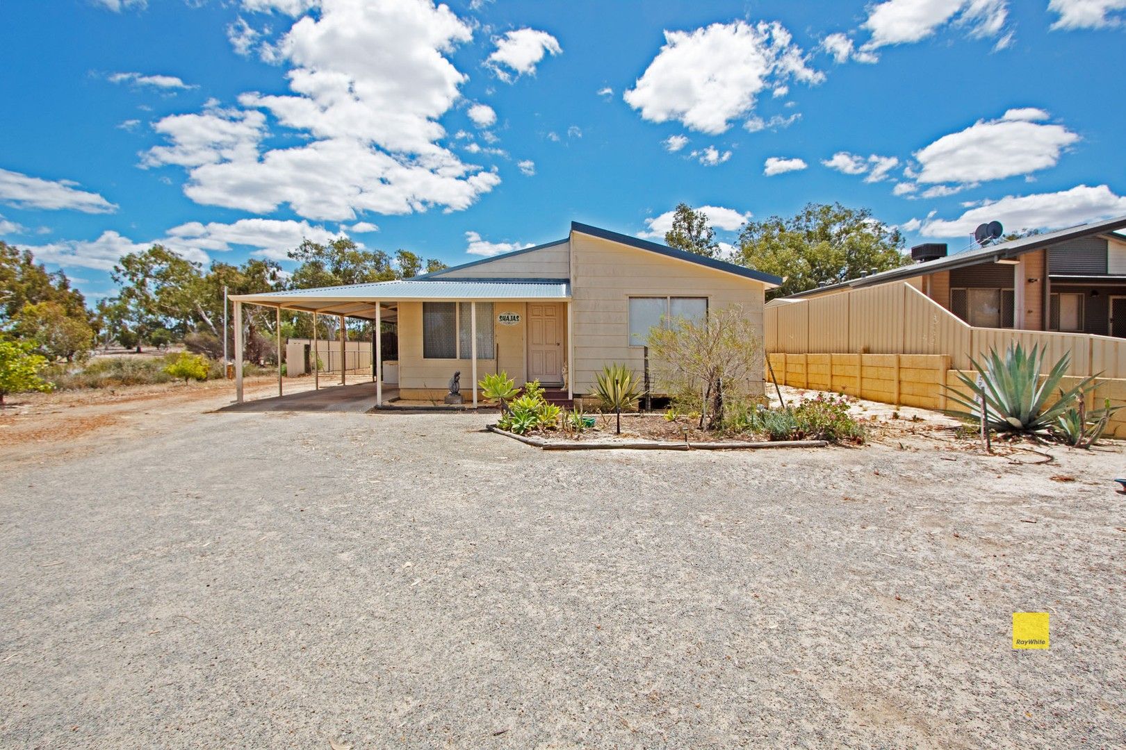 24 White Crt, Eneabba WA 6518, Image 0