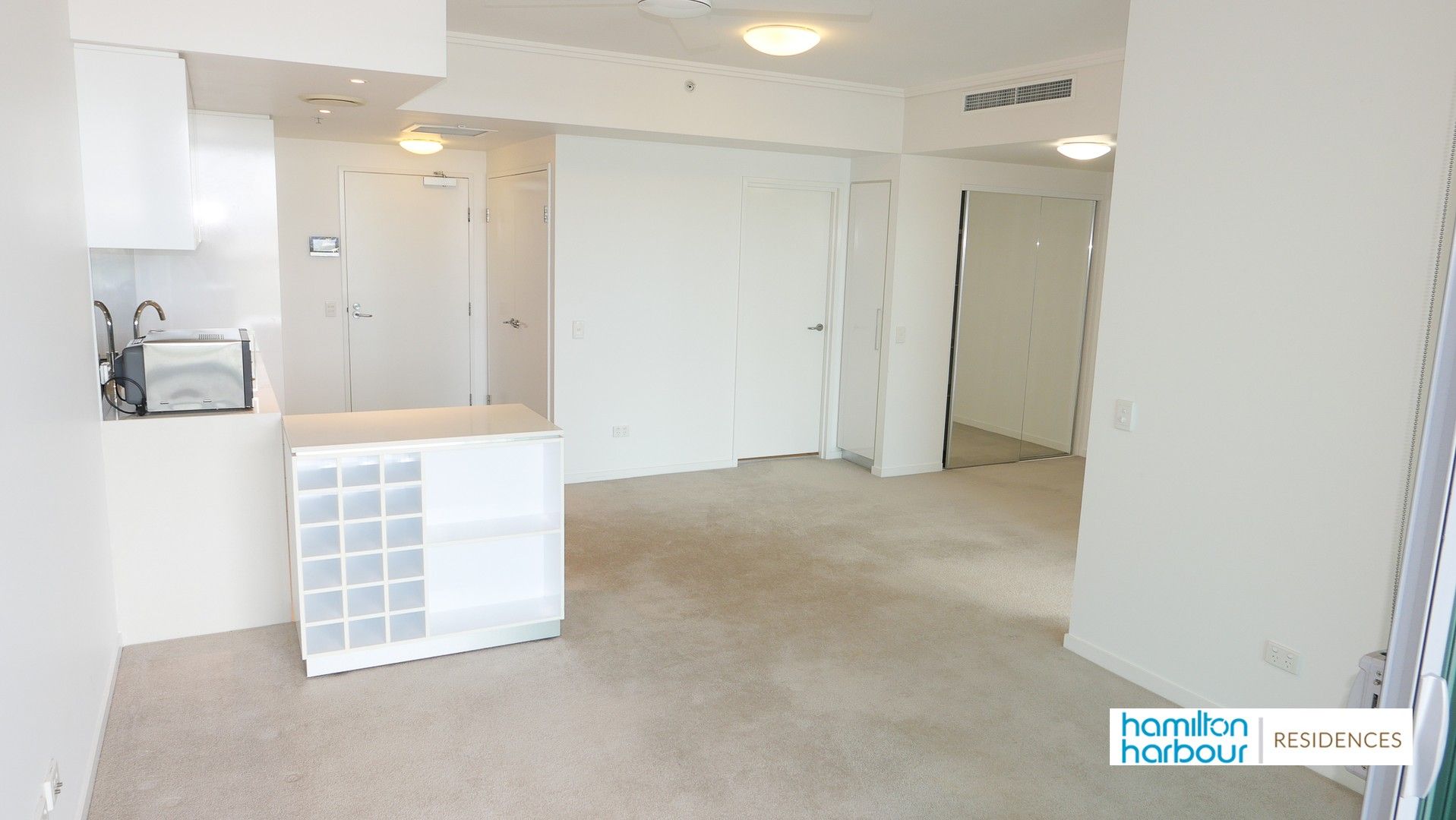 1 bedrooms Apartment / Unit / Flat in 10409 8 Harbour Road HAMILTON QLD, 4007