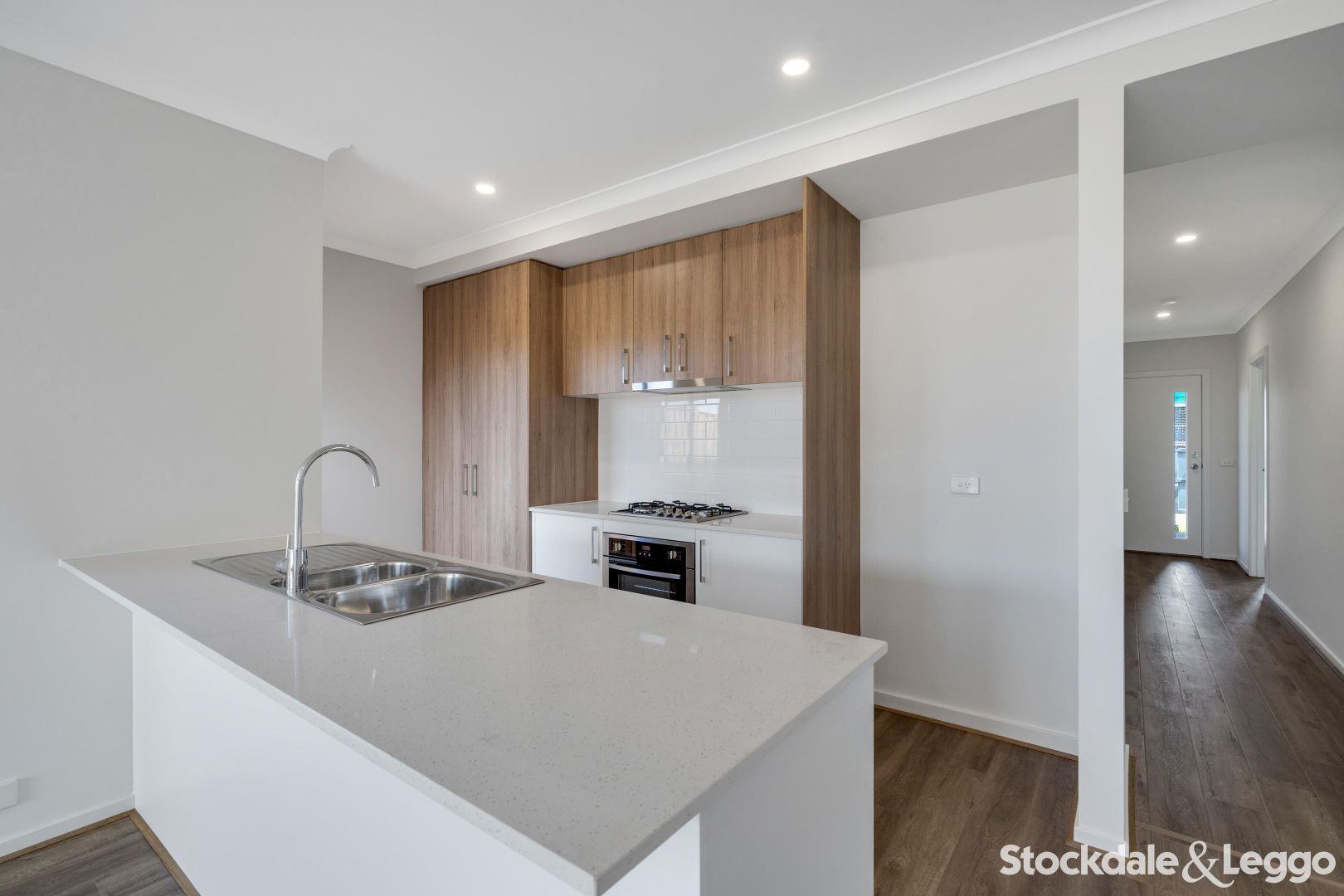 3 Yearling Street, Fraser Rise VIC 3336, Image 2