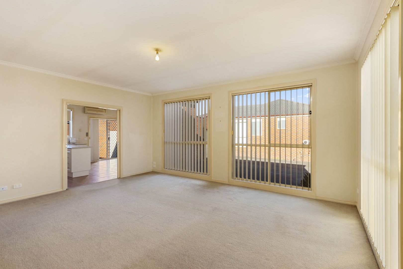 5/331 Rossiter Road, Koo Wee Rup VIC 3981, Image 2