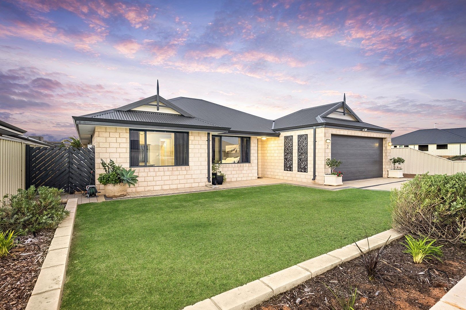 7 Coveside Way, Drummond Cove WA 6532, Image 0