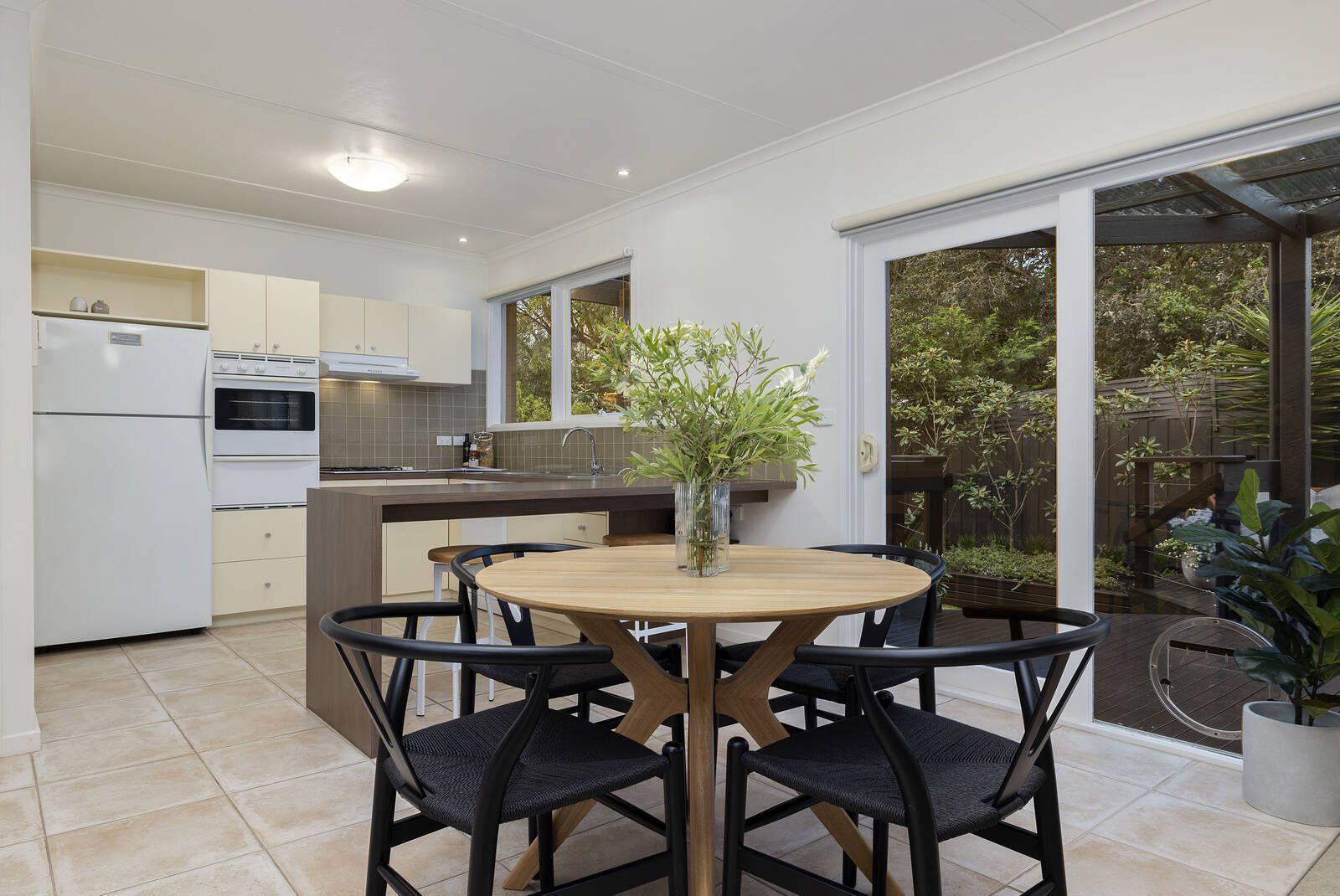 2/13 Burgess Street, Beaumaris VIC 3193, Image 2