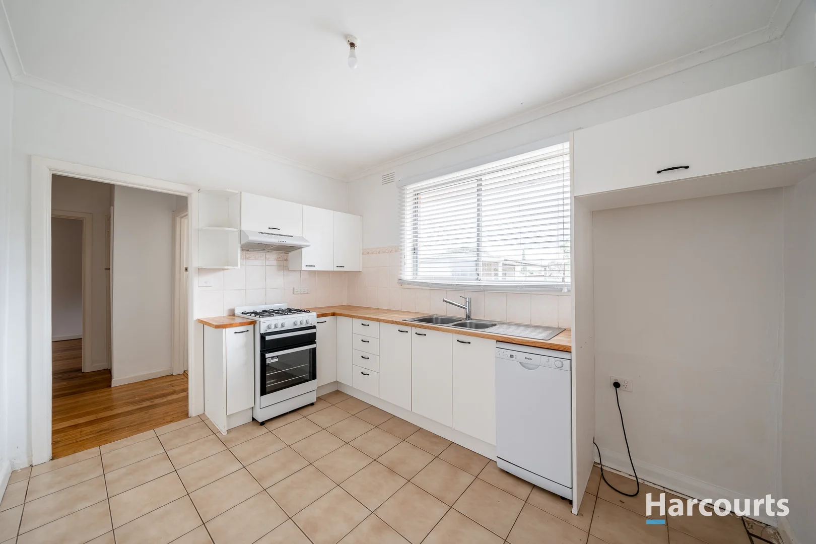 Additional image 2 of 17 Moffat Street, Avondale Heights VIC 3034