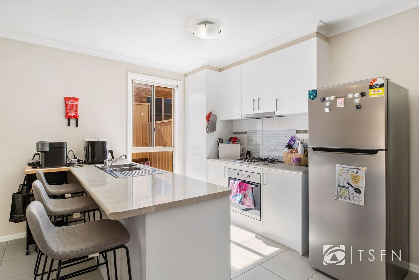 2/33 Kennewell Street, White Hills VIC 3550, Image 2