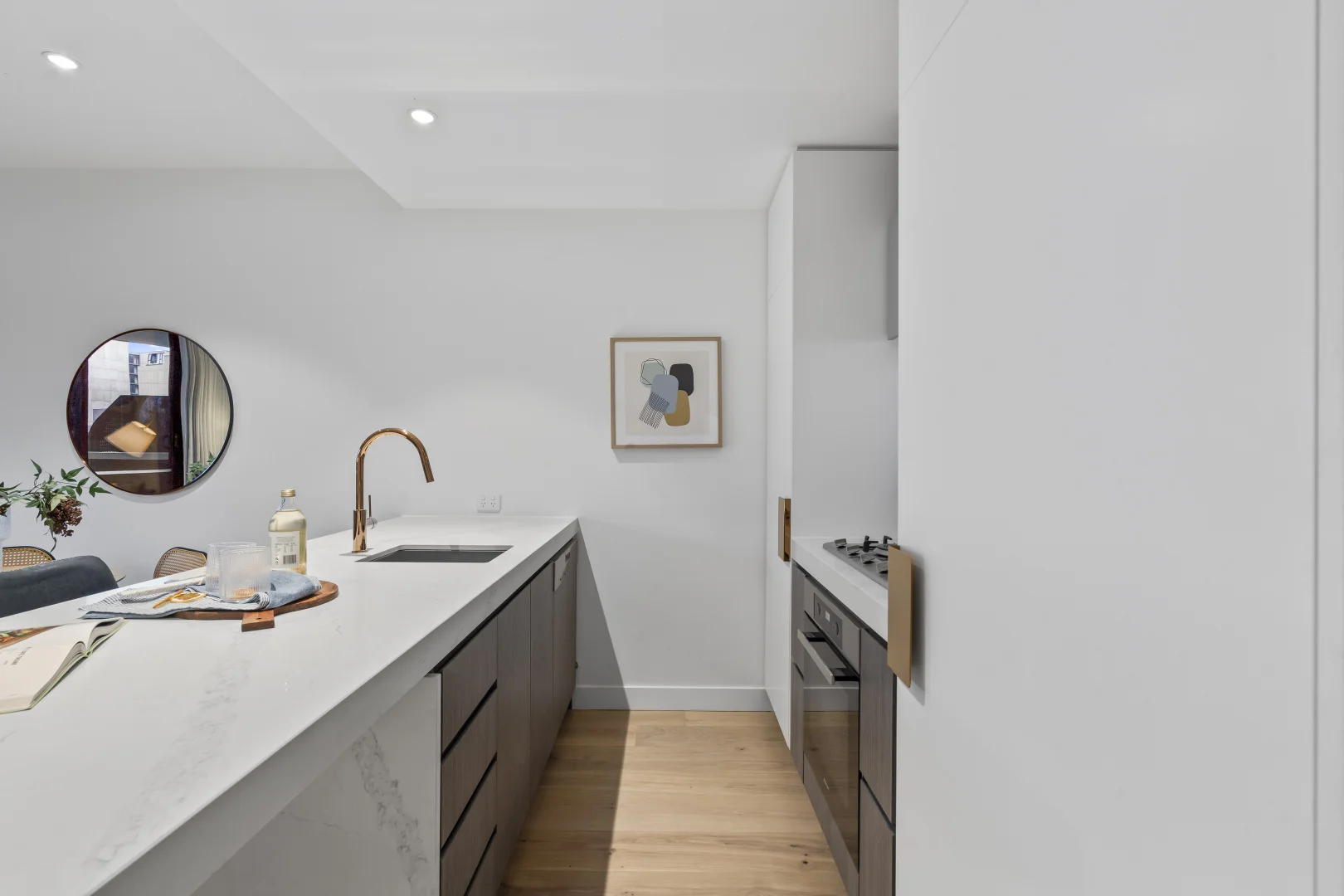 Additional image 12 of 302/8 Bowen Crescent, Melbourne VIC 3004