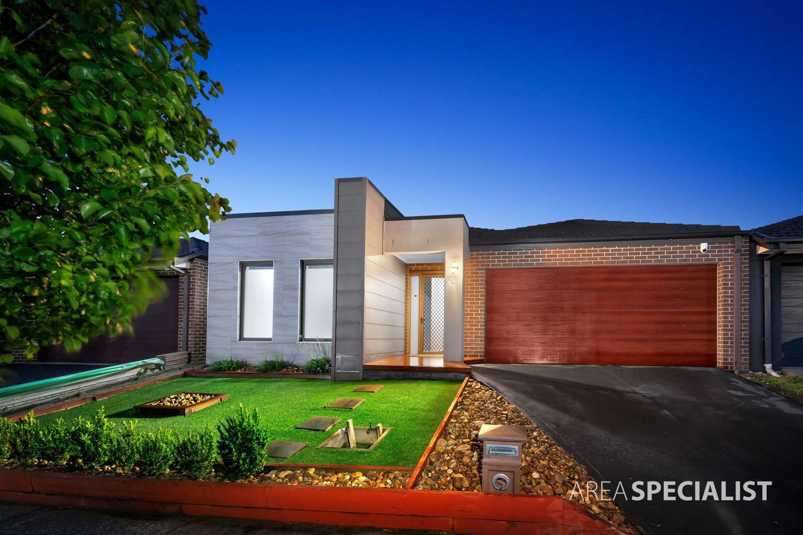 15 Paso Grove, Clyde North VIC 3978, Image 0