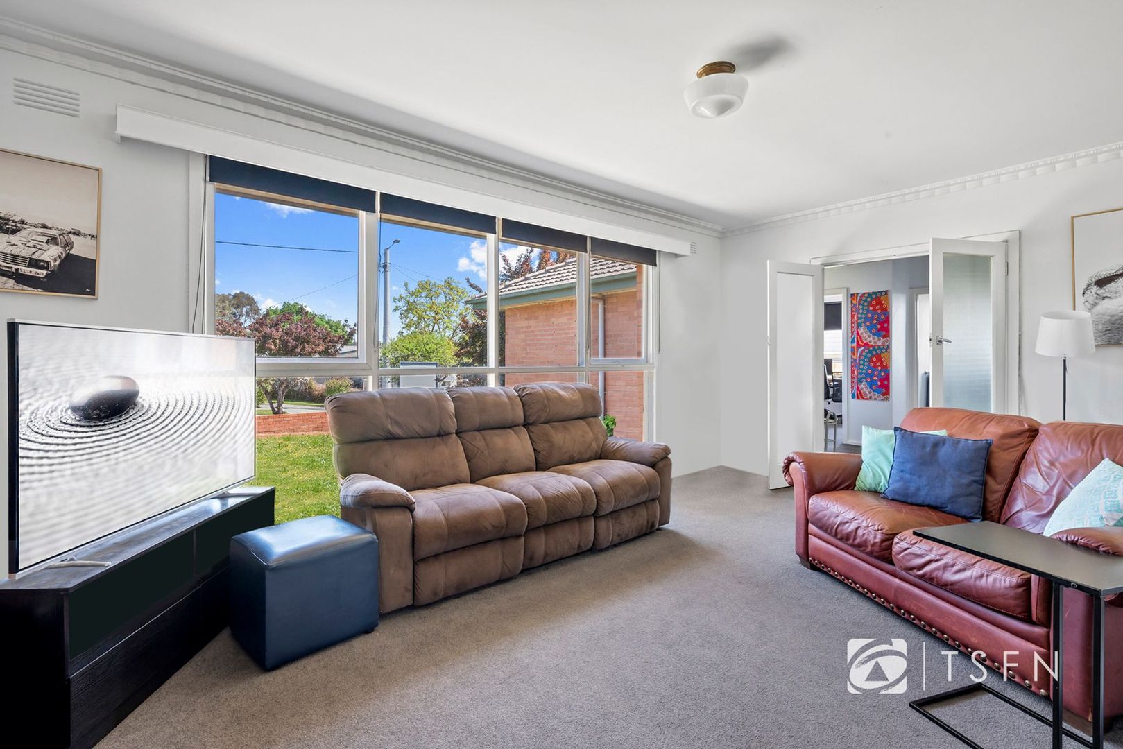 3 Leonard Avenue, Flora Hill VIC 3550, Image 2