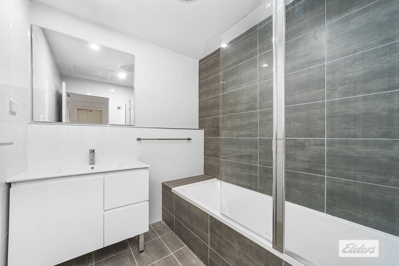 1/8 Allan Street, Wollongong NSW 2500, Image 2