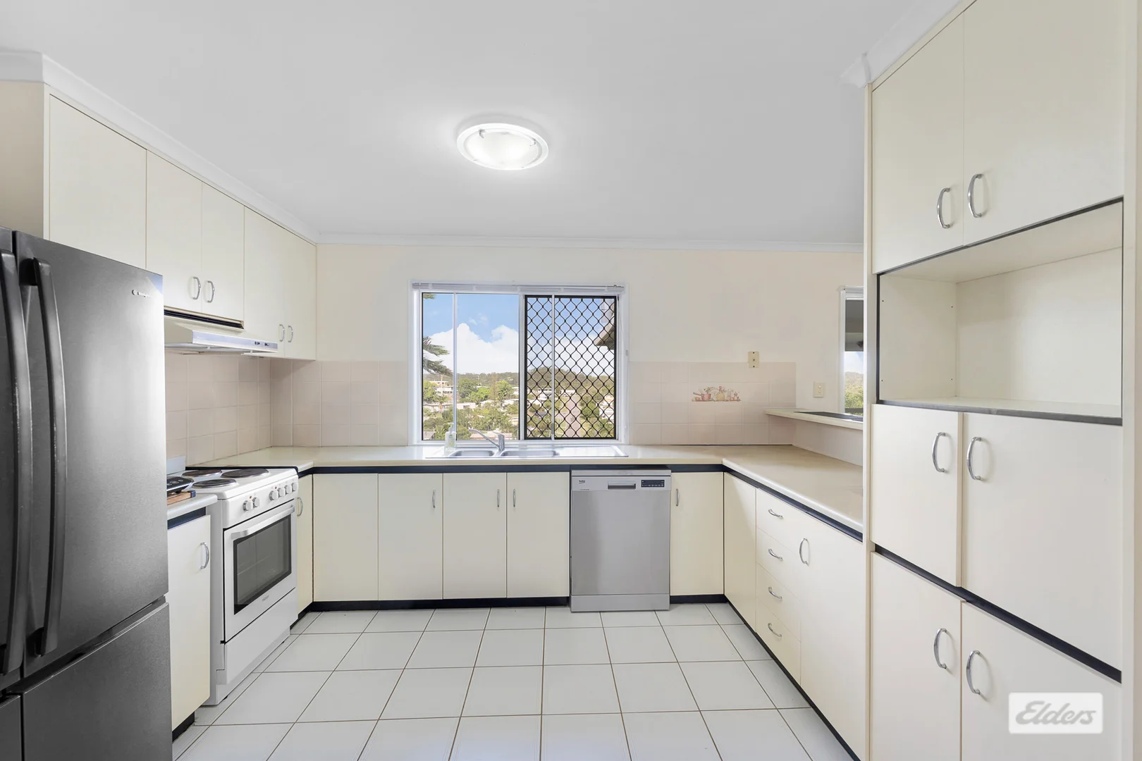 Additional image 6 of 8 Cypress Close, Kin Kora QLD 4680
