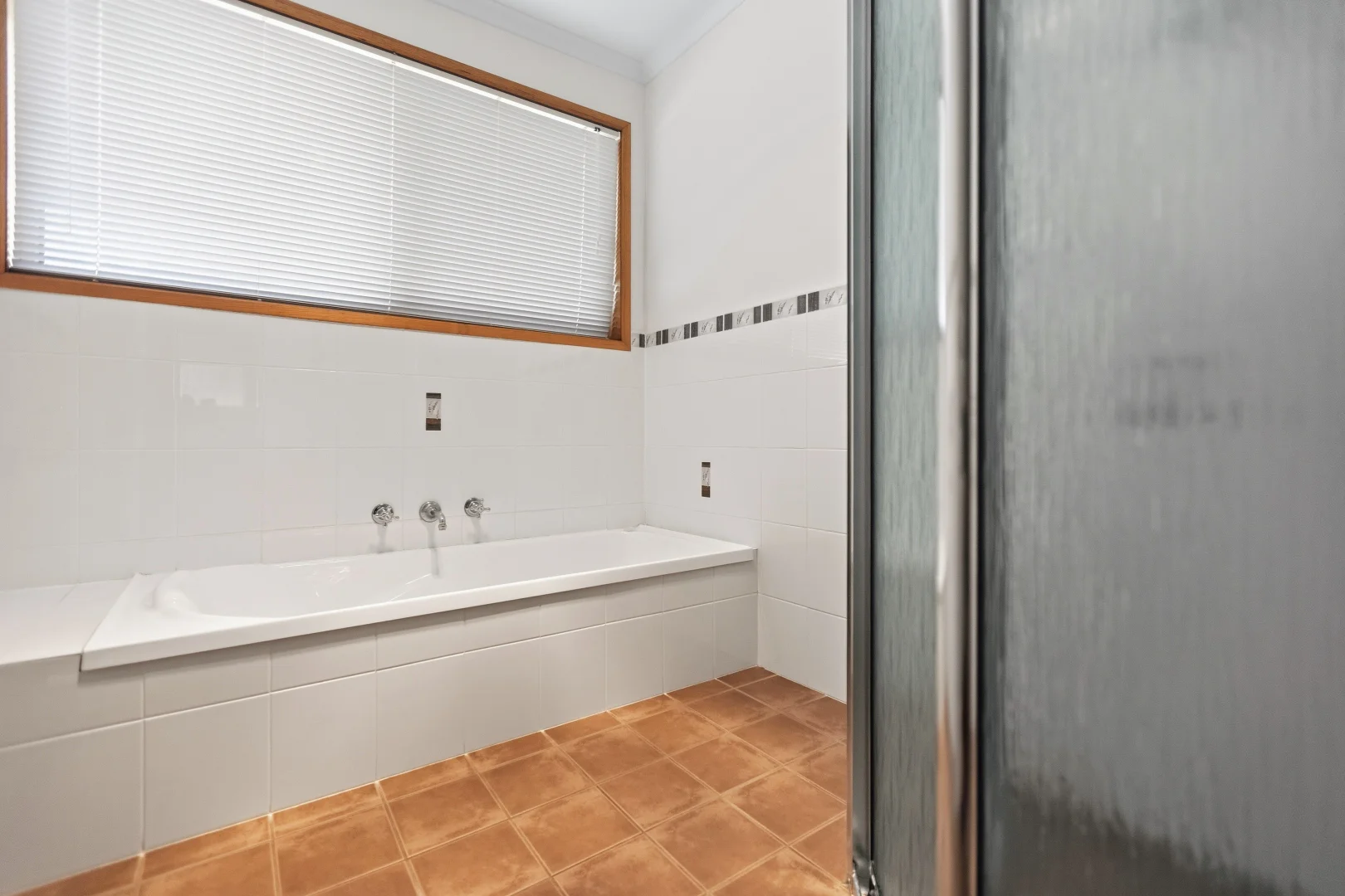 Additional image 11 of 24 Yanko Crescent, Bourkelands NSW 2650