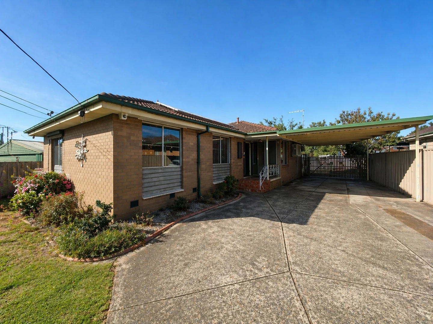 1 Emslie St, Sunshine West VIC 3020