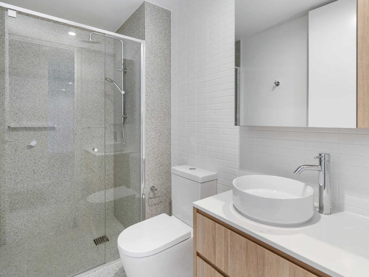 Additional image 7 of 305/186 Clarence Rd, Indooroopilly QLD 4068