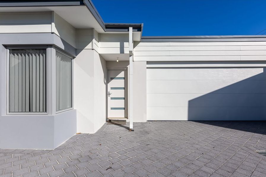 3 bedrooms House in 96B Hutton Street OSBORNE PARK WA, 6017