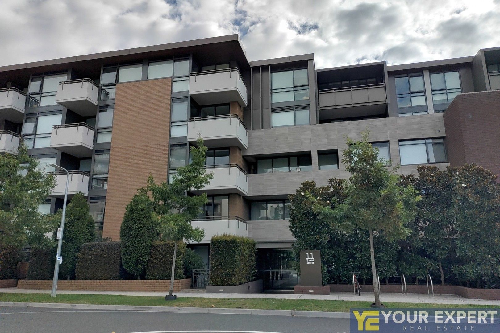 2 bedrooms Apartment / Unit / Flat in F241/11 Bond Street CAULFIELD NORTH VIC, 3161