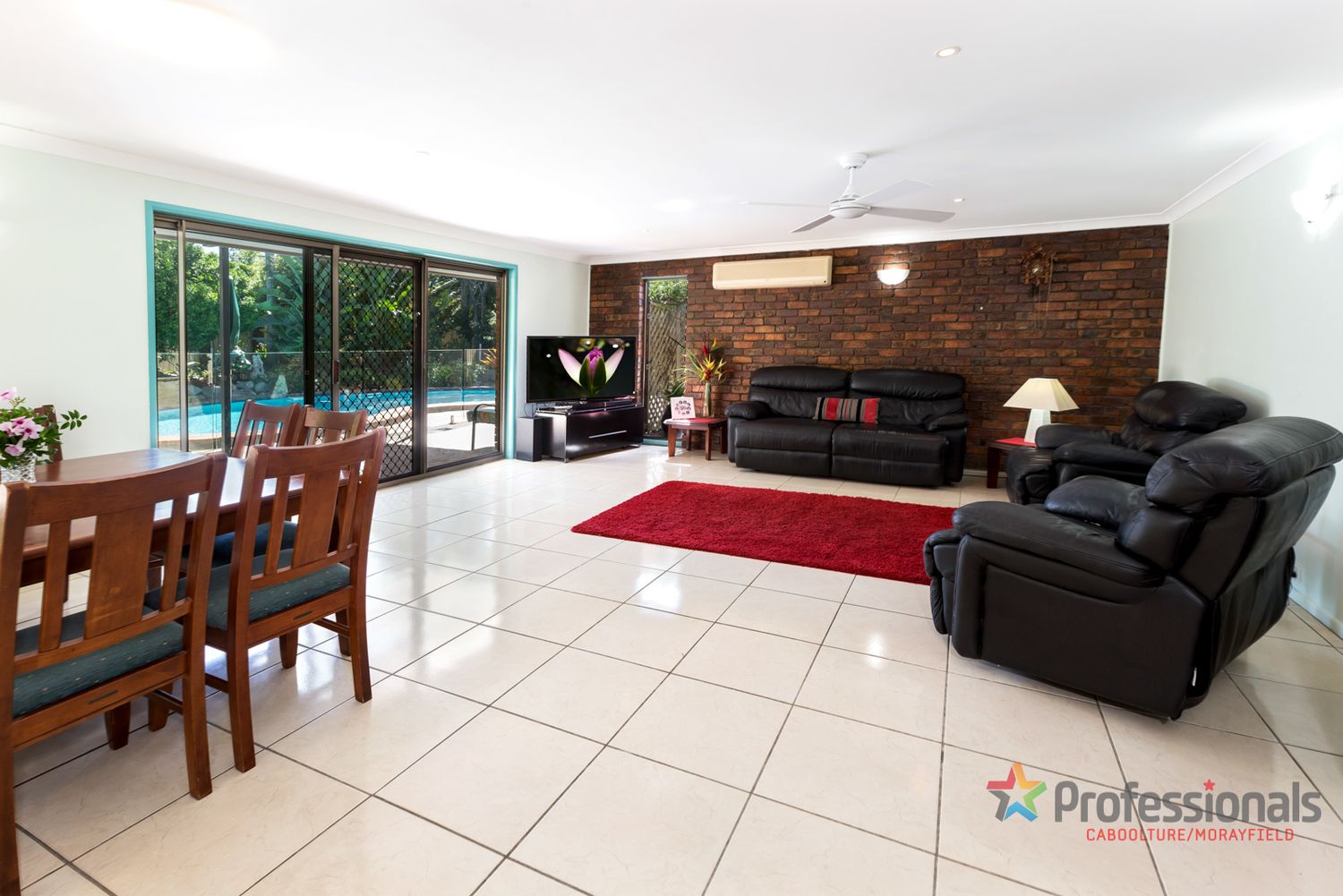 6 Abbey Court, Rothwell QLD 4022, Image 2