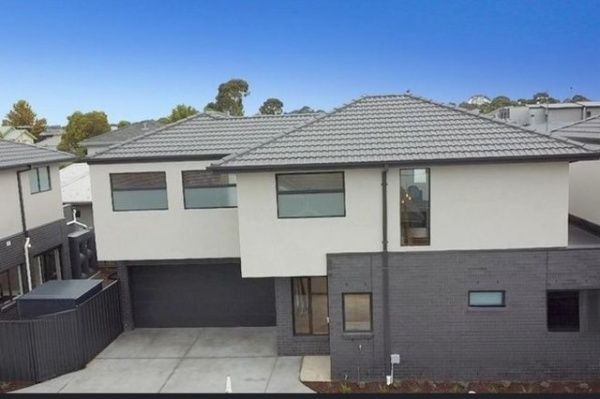4 bedrooms Townhouse in 2/24 Thorpe Street NEWPORT VIC, 3015