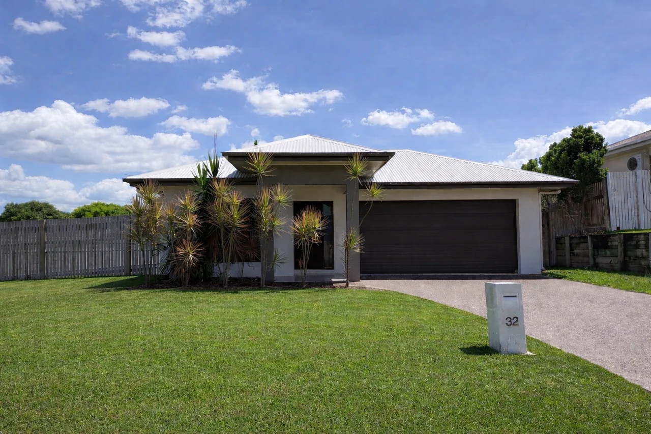 32 Franklin Drive, Mount Louisa QLD 4814