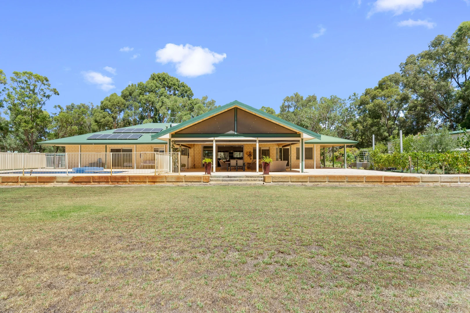 Additional image 16 of 120 Byford Meadows Drive, Oakford WA 6121