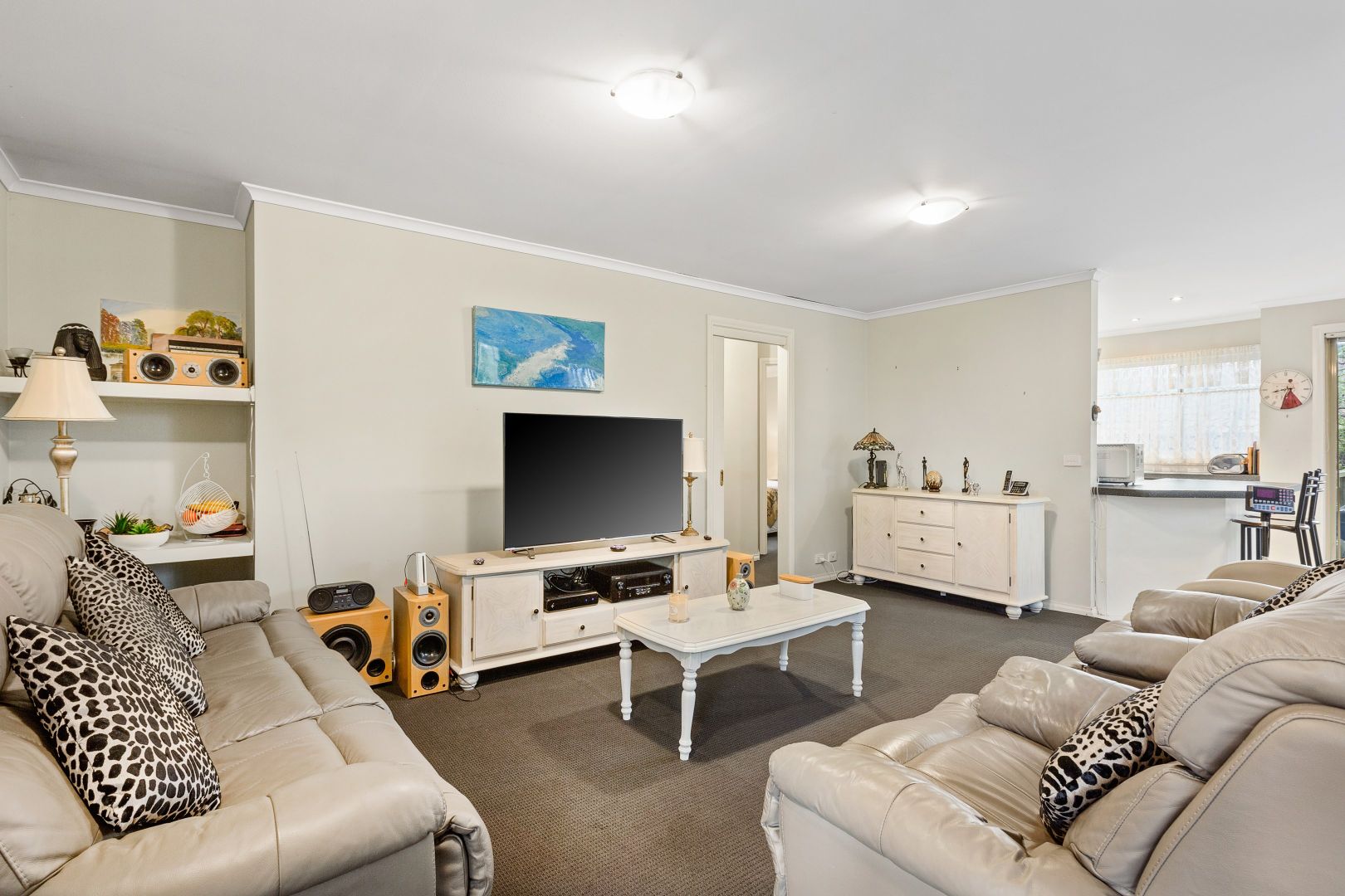 1/17 Wicklow Avenue, Croydon VIC 3136, Image 2