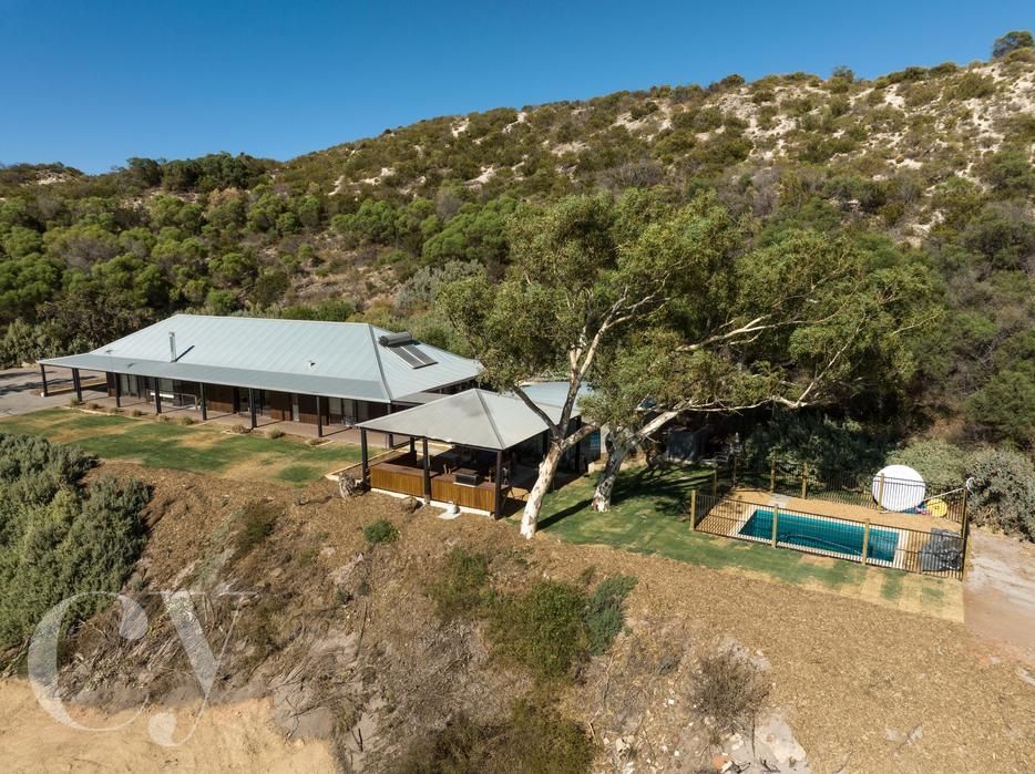 3 bedrooms House in 1443 Company Road GREENOUGH WA, 6532