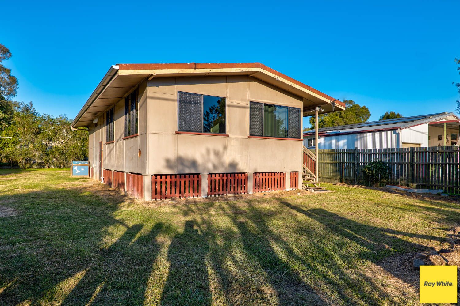 18 Short Street, Esk QLD 4312, Image 2