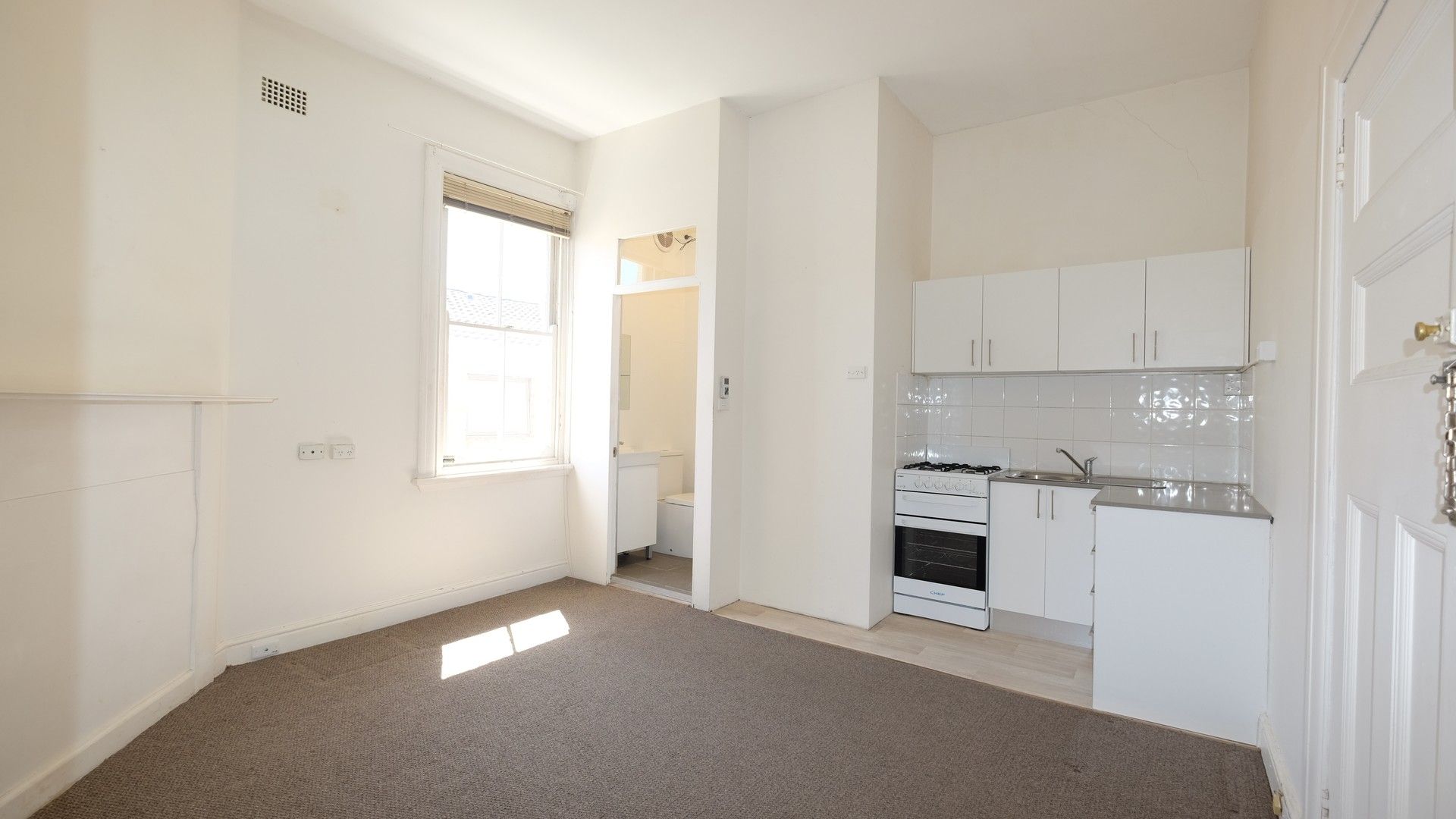1 bedrooms Apartment / Unit / Flat in 4/68 Mount Street COOGEE NSW, 2034