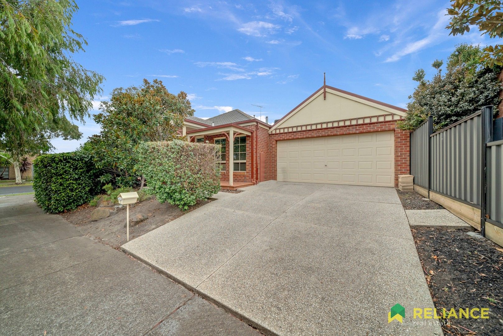 3 bedrooms House in 1 Sheffield Way CRAIGIEBURN VIC, 3064