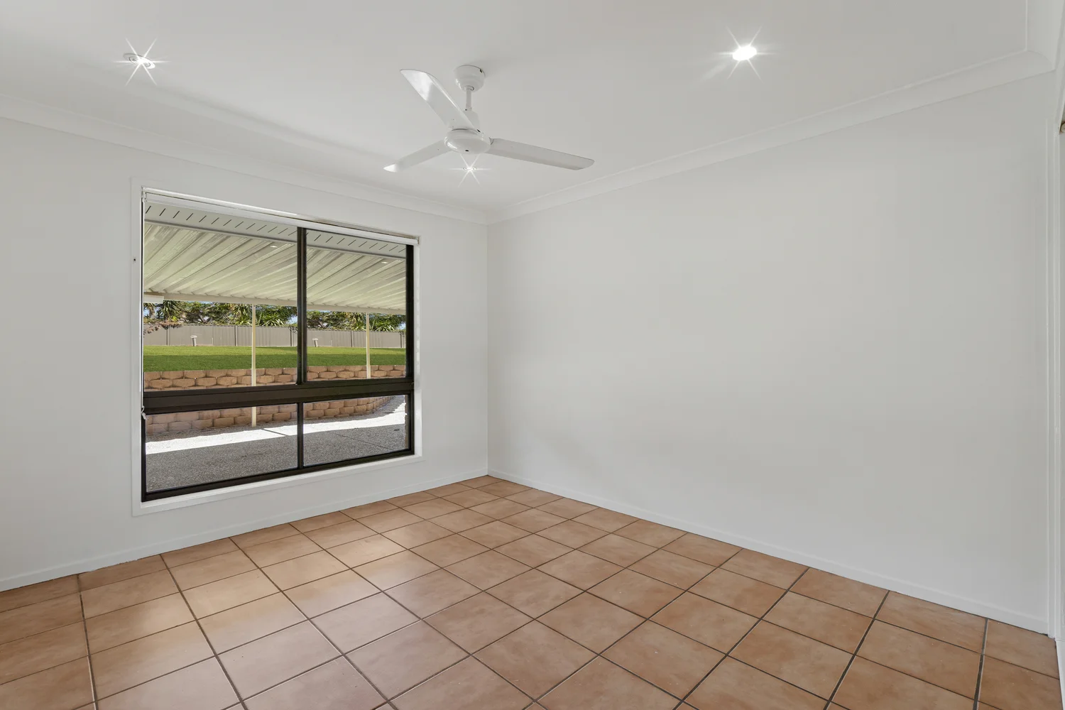 Additional image 12 of 5 Dearne Place, Carrara QLD 4211