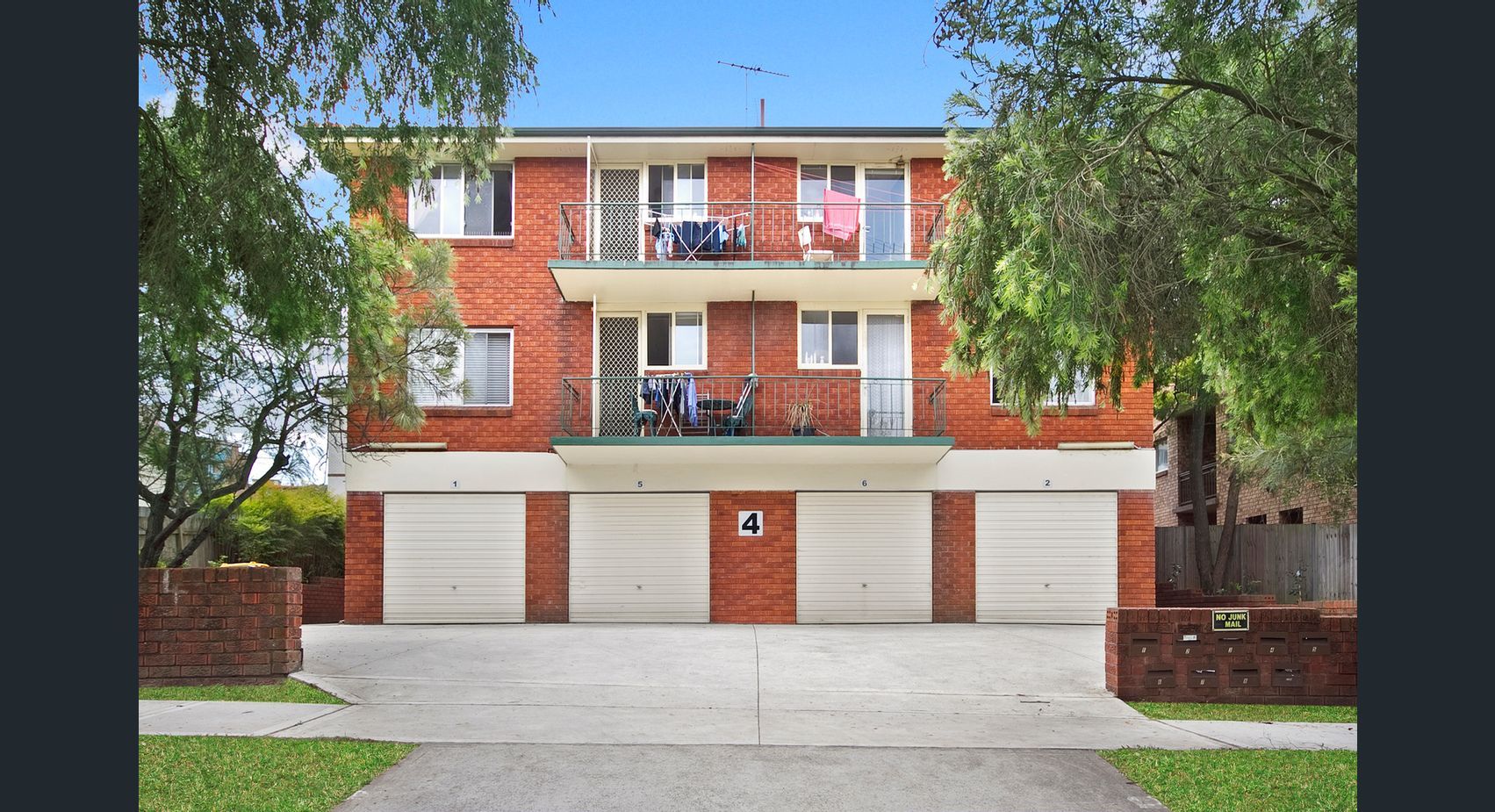 2 bedrooms Apartment / Unit / Flat in 1/4 O'Reilly Street PARRAMATTA NSW, 2150