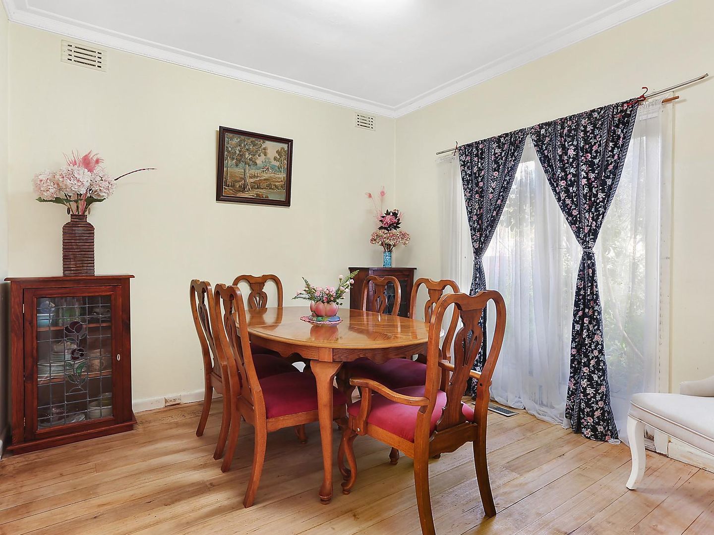 15 Craig Street, Blackburn South VIC 3130, Image 2