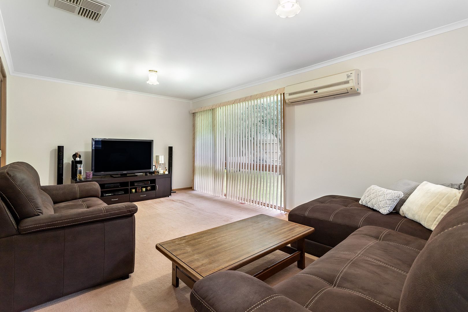 370 Colchester Road, Bayswater North VIC 3153, Image 1