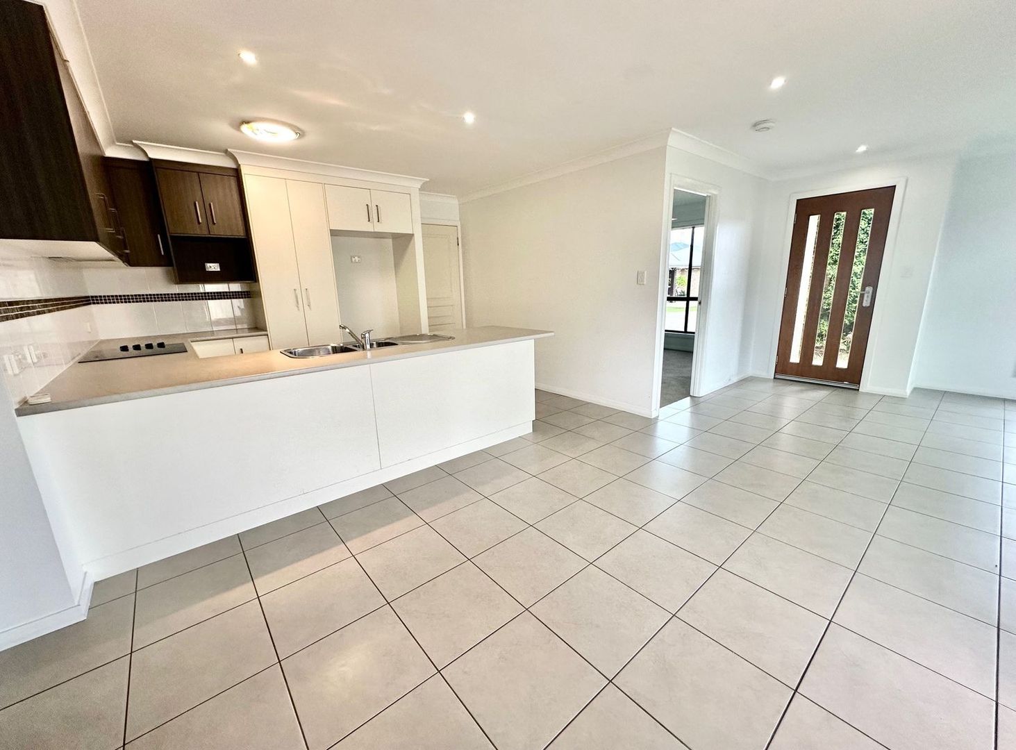 1/11 McKenzie Street,, Chinchilla QLD 4413, Image 2