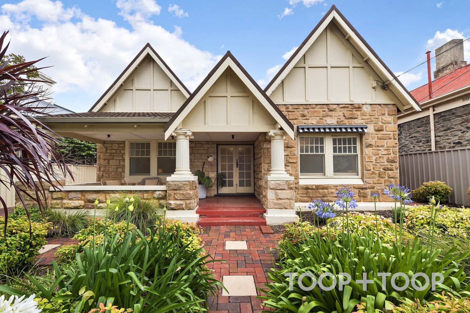 5 bedrooms House in 18A Cleland Avenue DULWICH SA, 5065