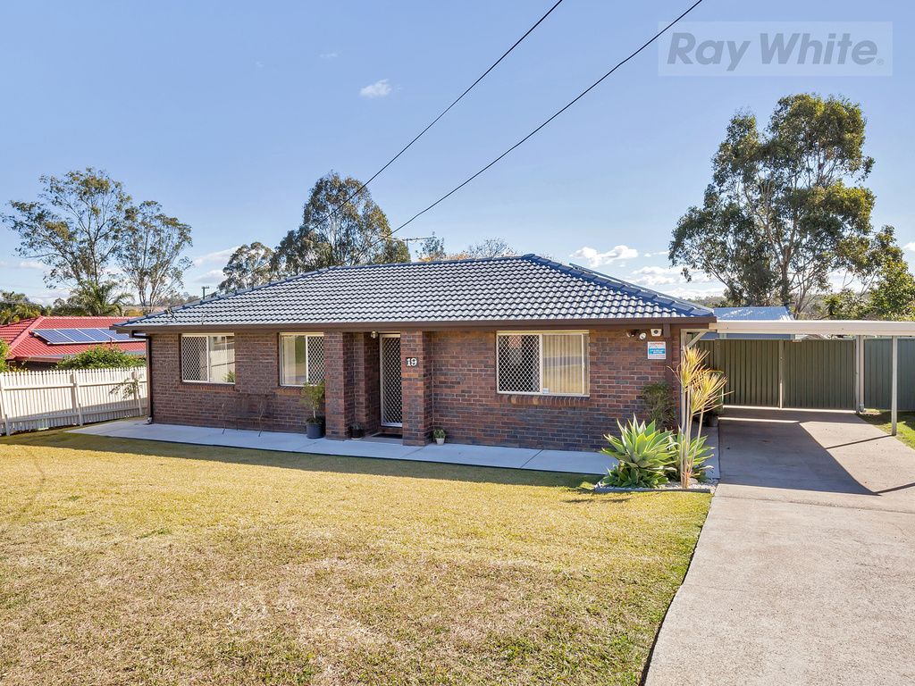 19 Neal Street, Redbank Plains QLD 4301