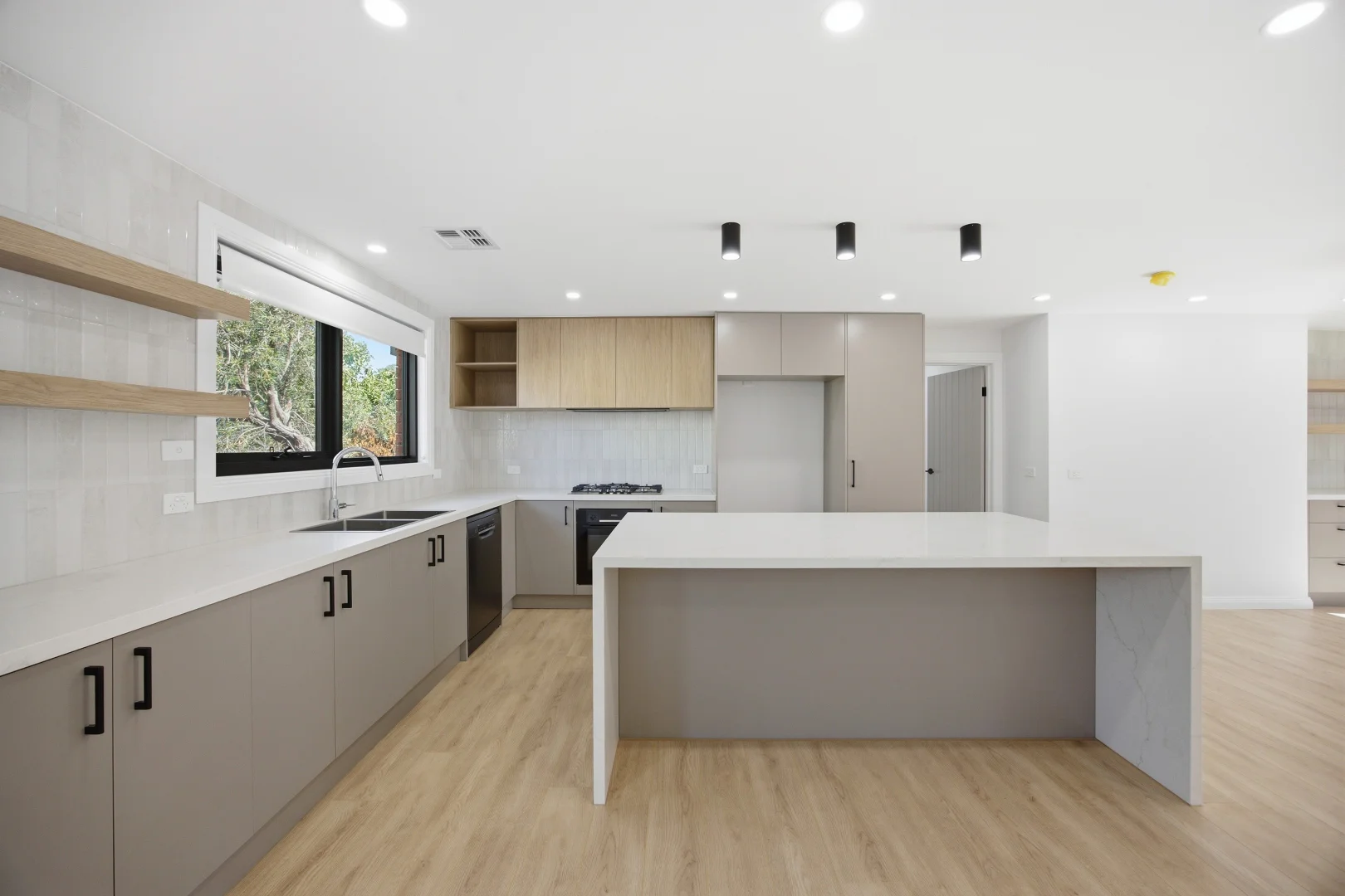 Additional image 3 of 22 Brentwood Drive, Wantirna VIC 3152