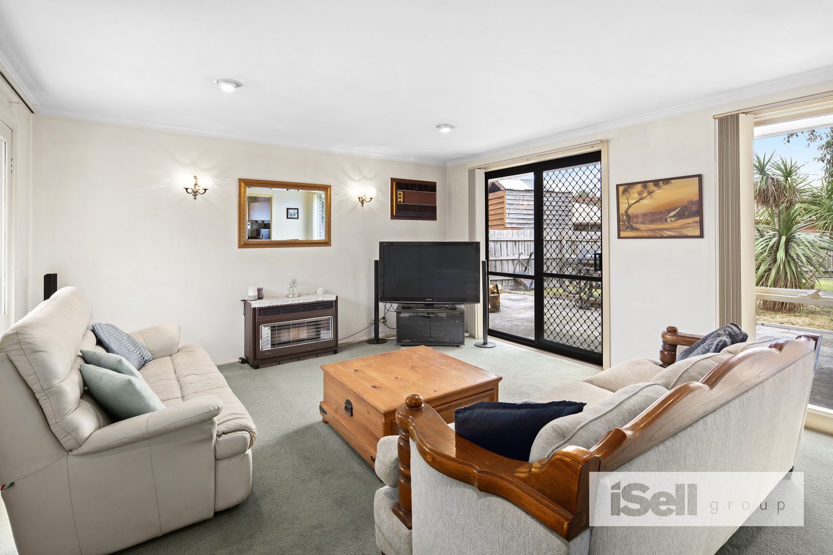 2 Markham Court, Keysborough VIC 3173, Image 1