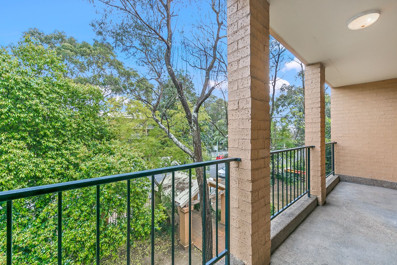 2 bedrooms Apartment / Unit / Flat in 5/227-231 Targo Road GIRRAWEEN NSW, 2145