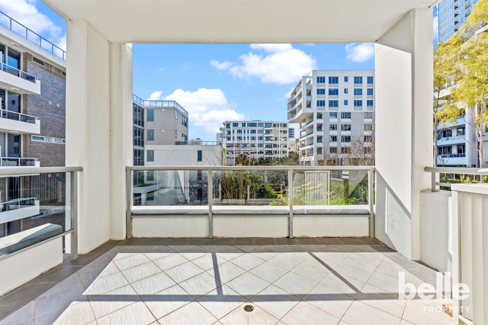 2 bedrooms Apartment / Unit / Flat in 557/6 Mary Street RHODES NSW, 2138