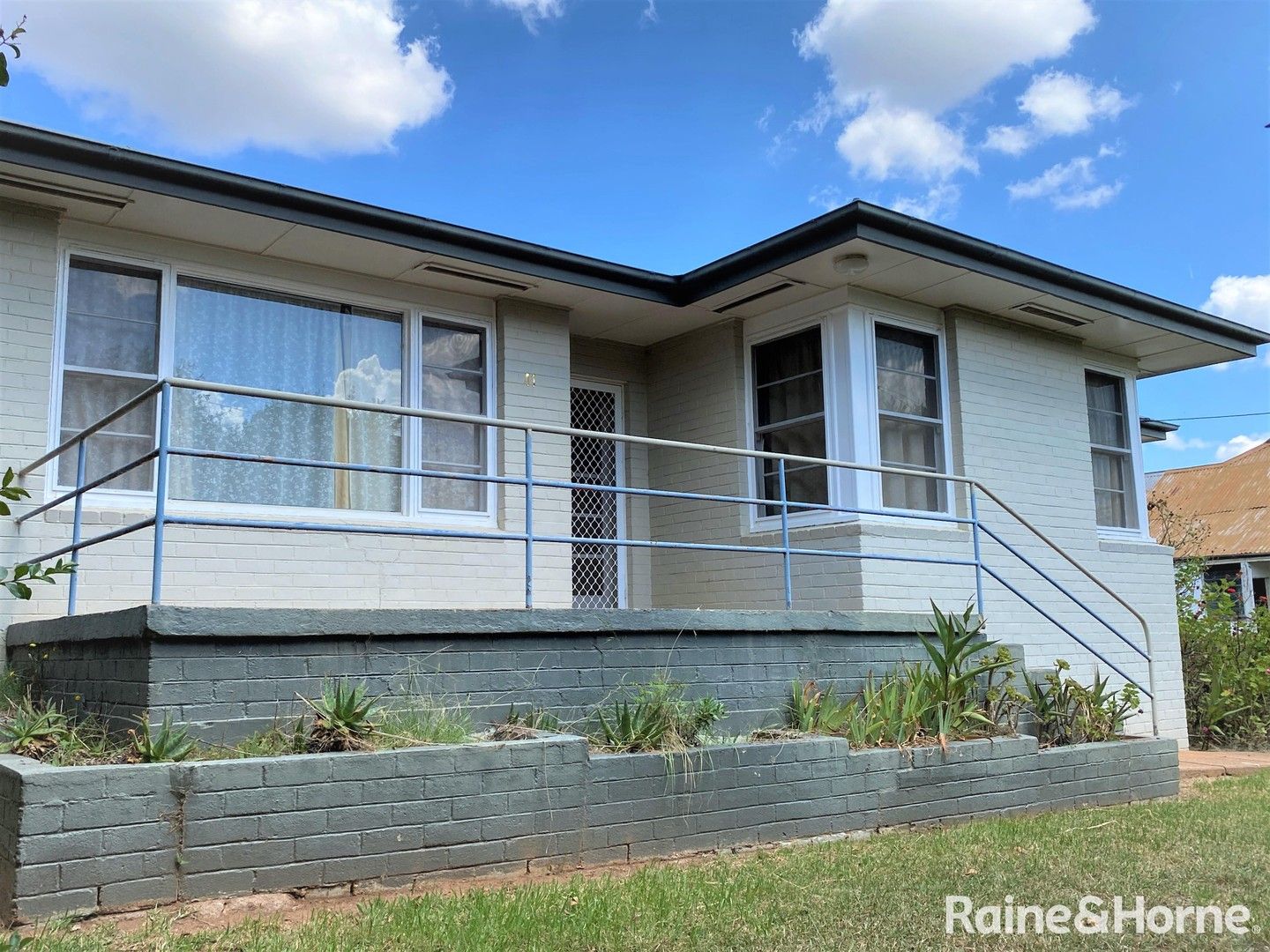 41 Melyra Street, Grenfell NSW 2810, Image 0