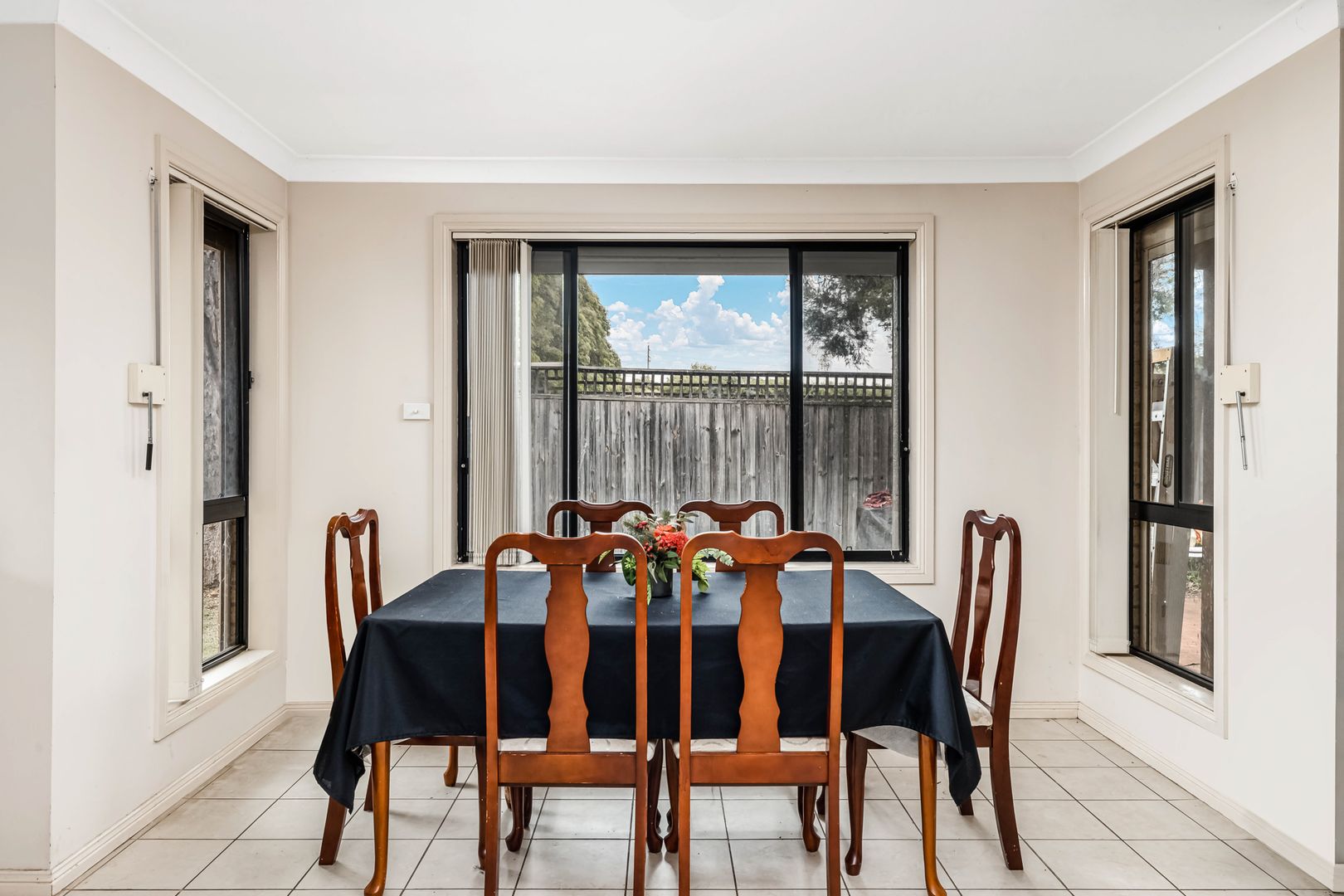 1/1 Bond Place, Oxley Park NSW 2760, Image 2