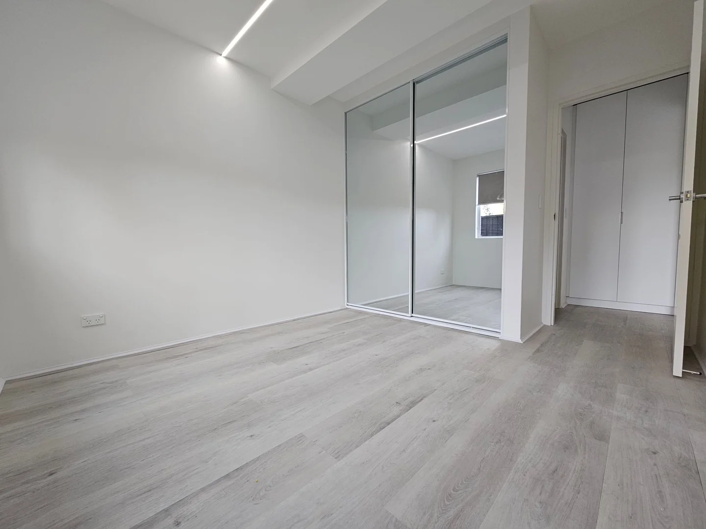 Additional image 4 of 68 Brushwood Drive, Alfords Point NSW 2234