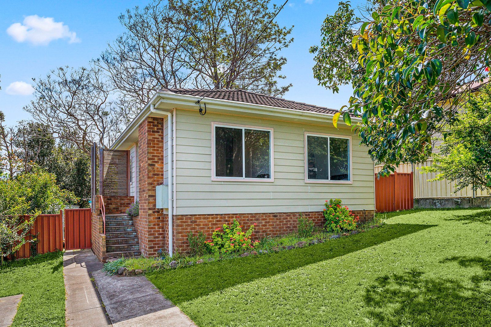 26 Mount Street, Mount Saint Thomas NSW 2500, Image 0