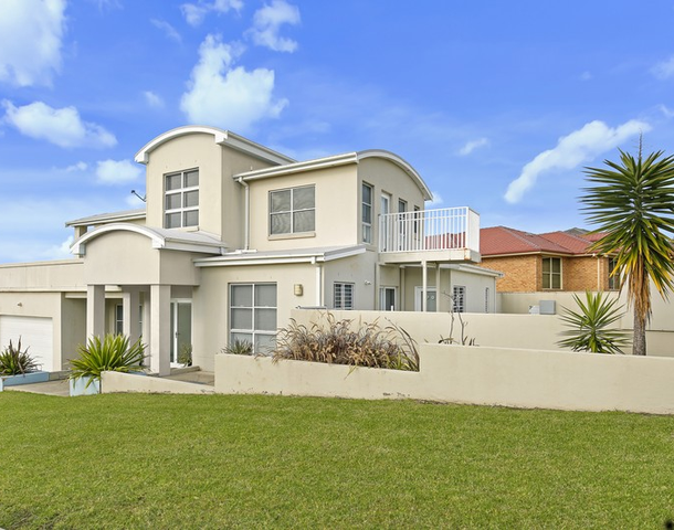 17 James Cook Parkway, Shell Cove NSW 2529