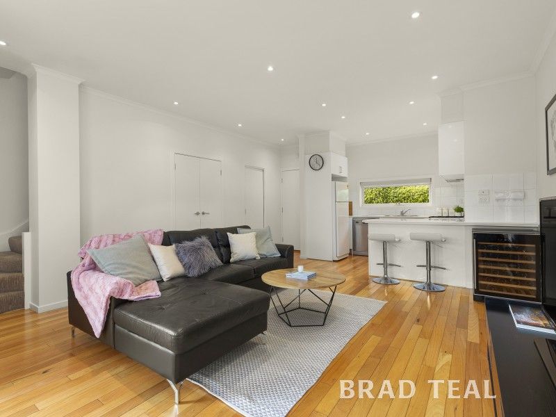 2/153 Essex Street, Pascoe Vale VIC 3044, Image 2