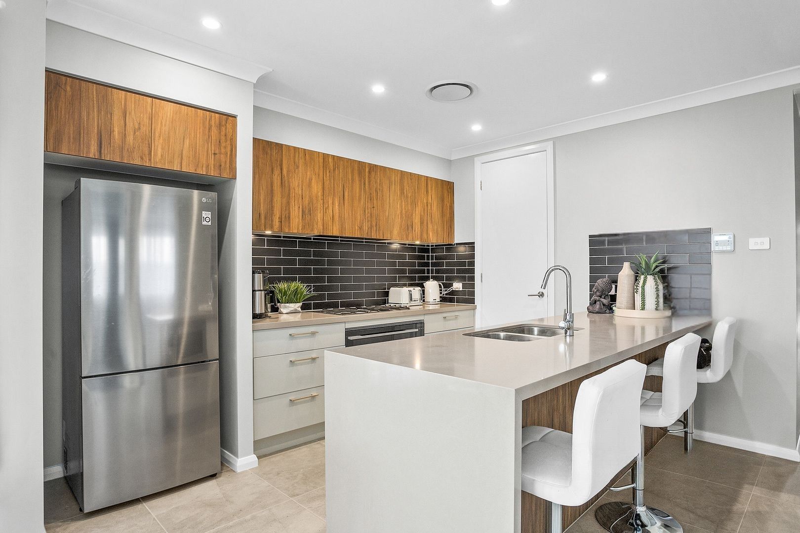 3 bedrooms House in 222 North Macquarie Road CALDERWOOD NSW, 2527
