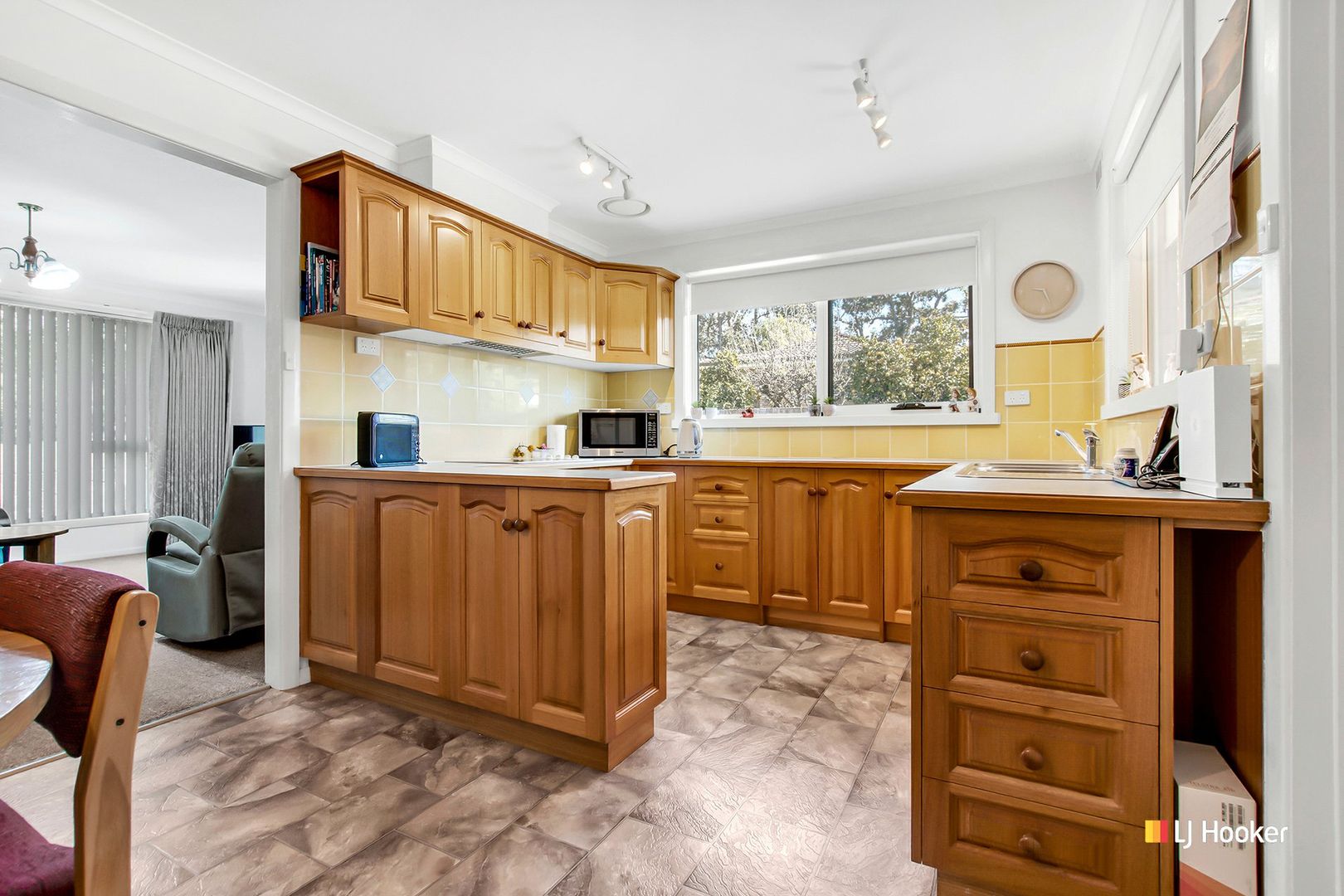 69 Austin Street, Wynyard TAS 7325, Image 2