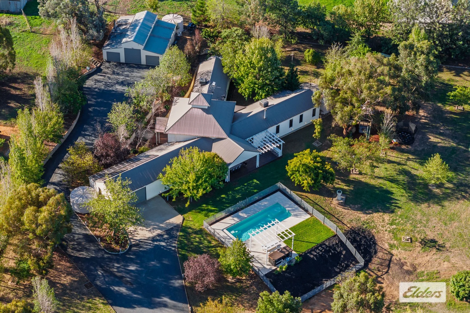 Primary image of Rutherglen VIC 3685