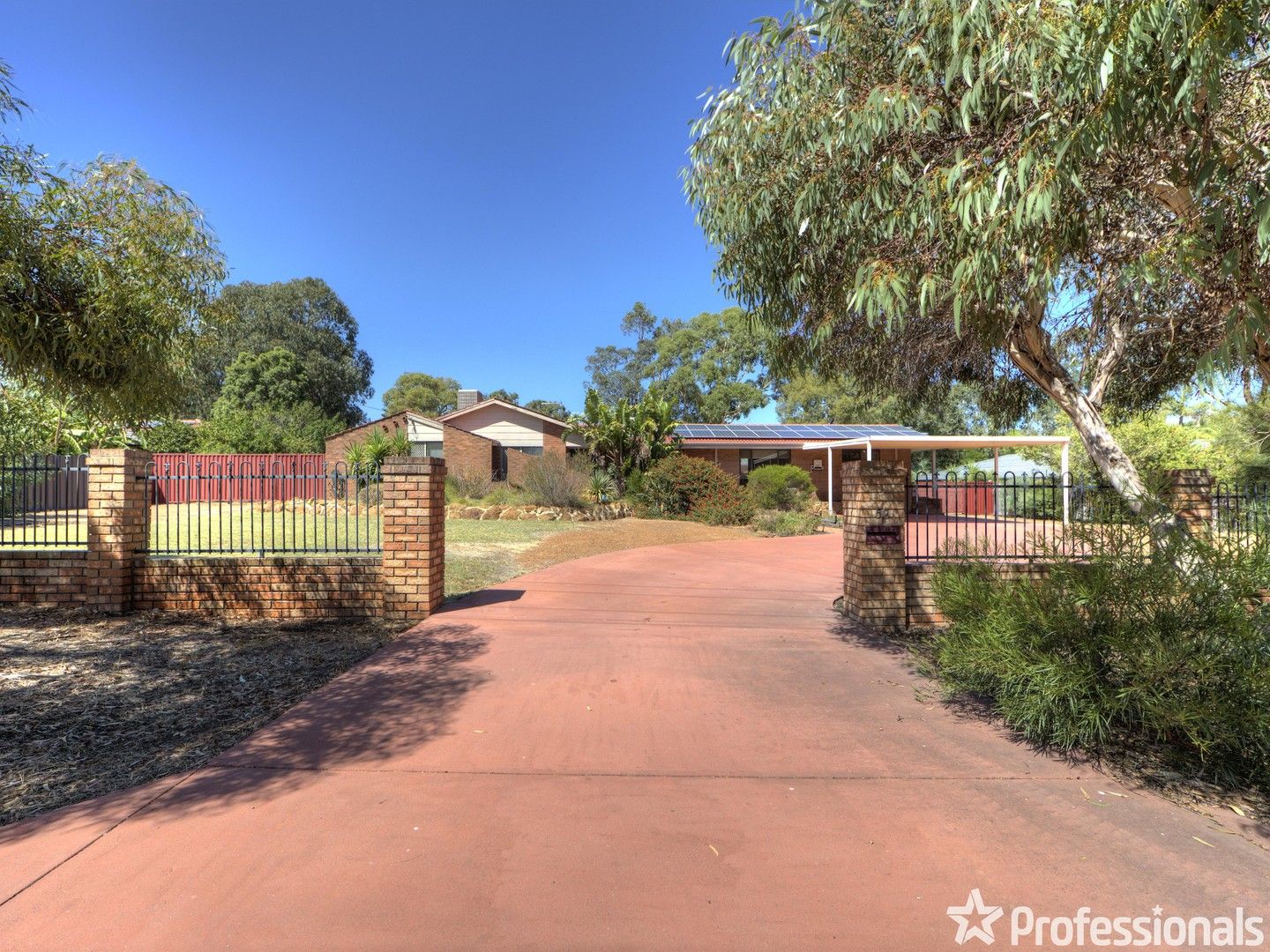 52 Kathleen Road, Lesmurdie WA 6076, Image 0