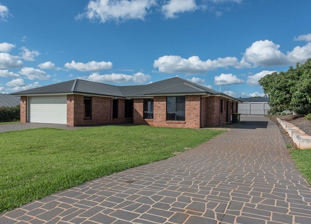 122 Harch Road, Highfields QLD 4352